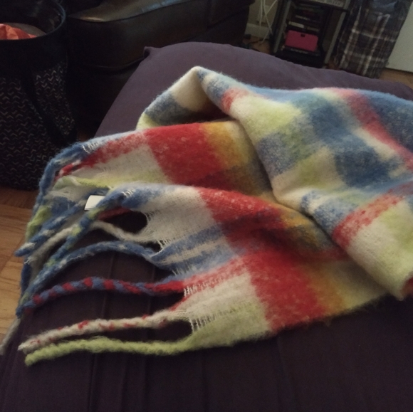 Scarf - Picture 3 of 3